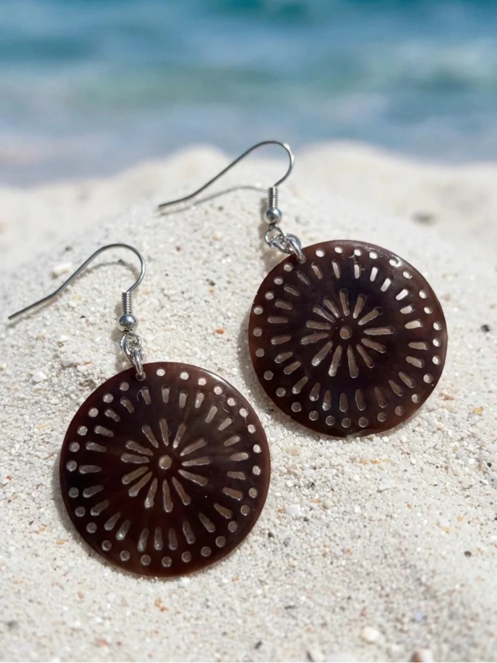 Sunburst Filigree / Mandala Openwork Brown lip Shell Earrings